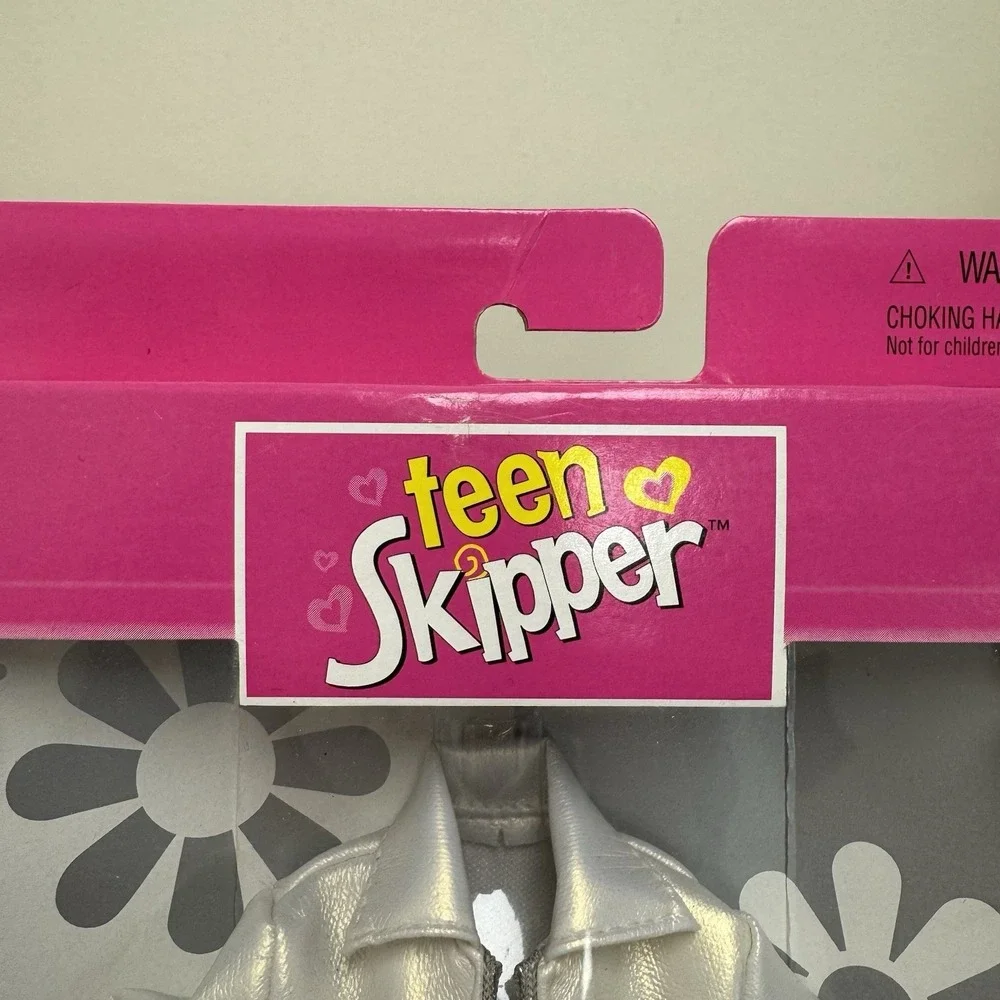 Vtg 1998 Mattel Teen Skipper Fashion Avenue Clothes Trendy Outfit New NOS #18379